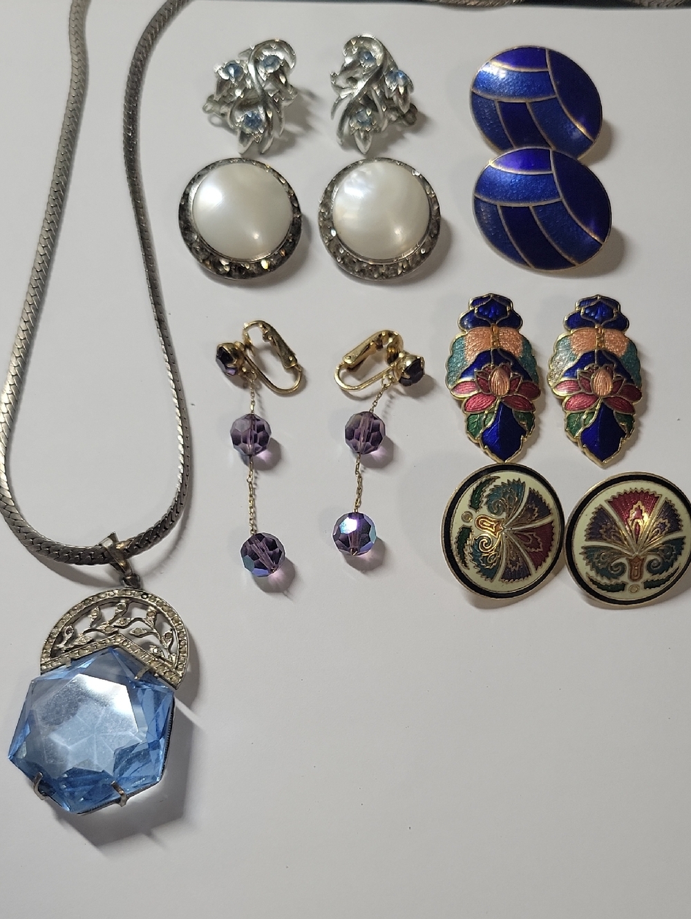 Elegant Blue Crystal Pendant Necklace - Women's Jewelry Lot